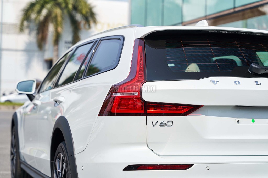 VOLVO V60 CROSS COUNTRY 1 7