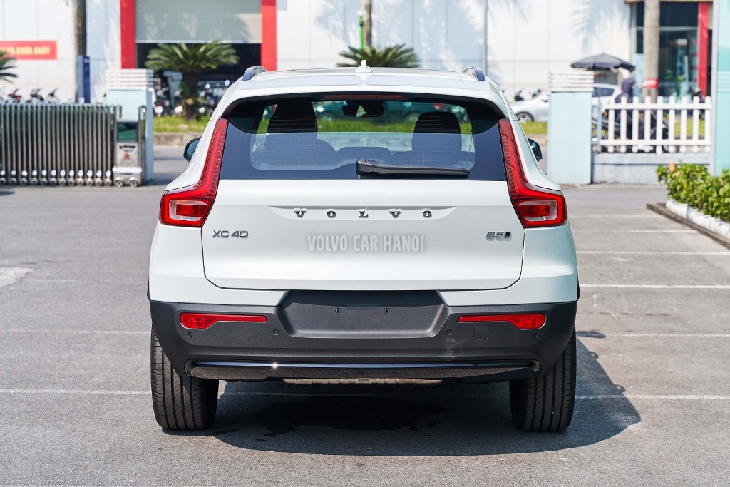 volvo xc40 ultimate 22