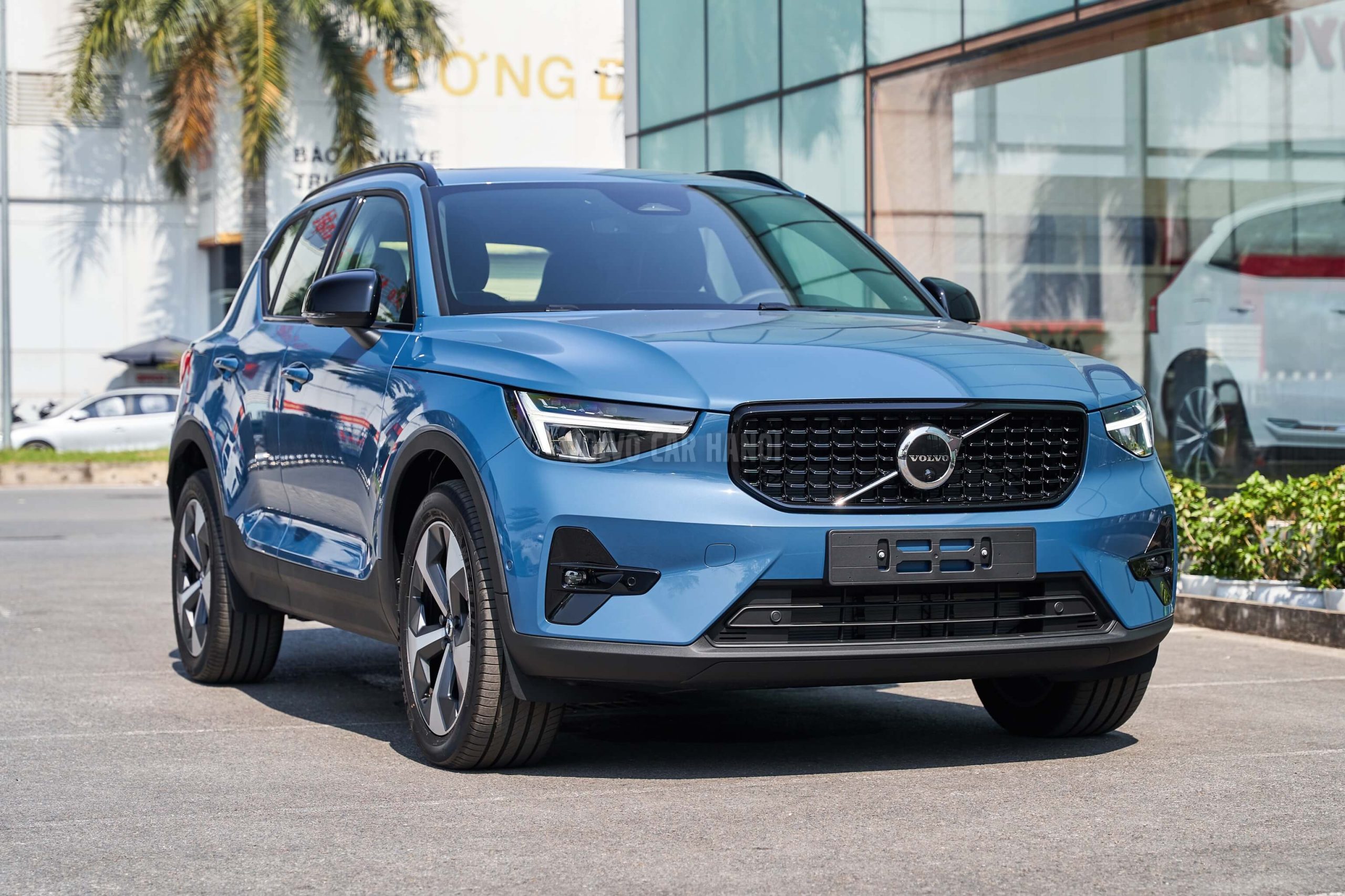 Volvo XC40 Ultimate - Xanh