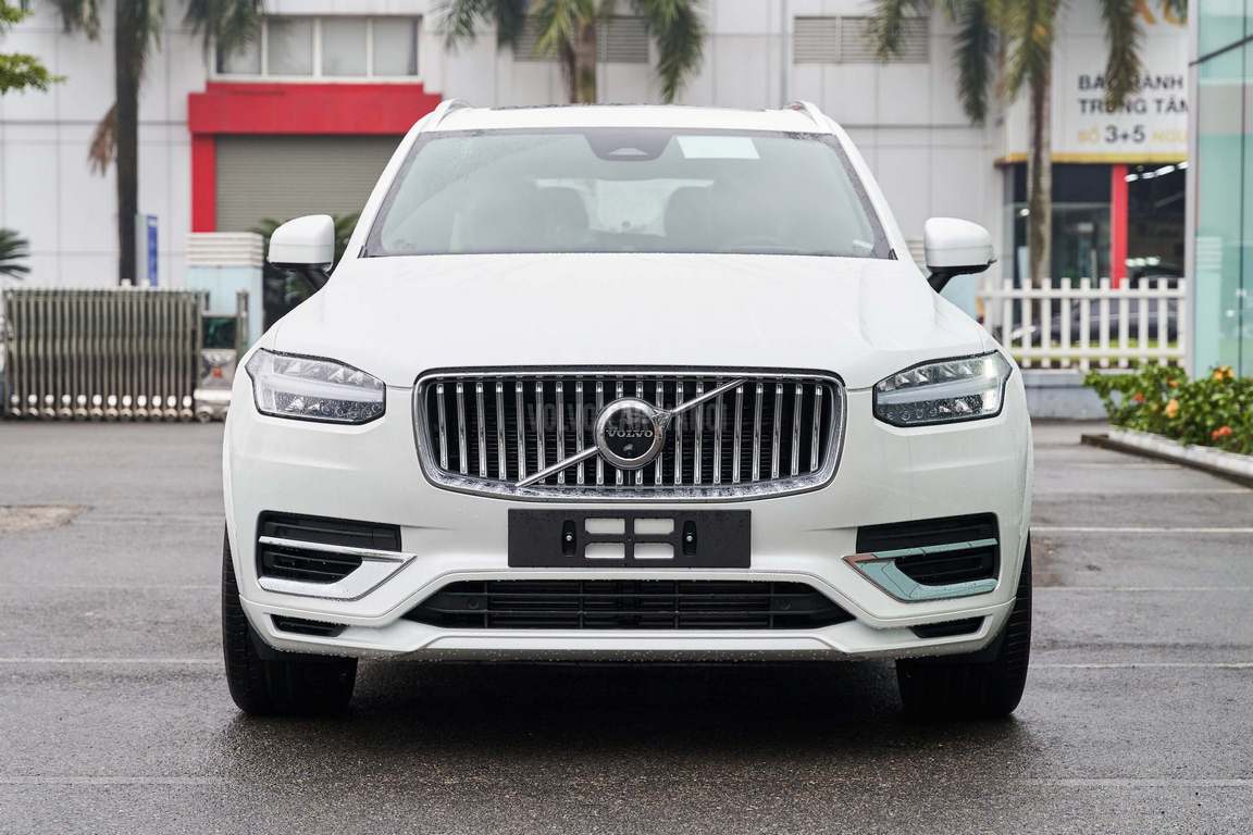 volvo xc90 t8 recharge 4