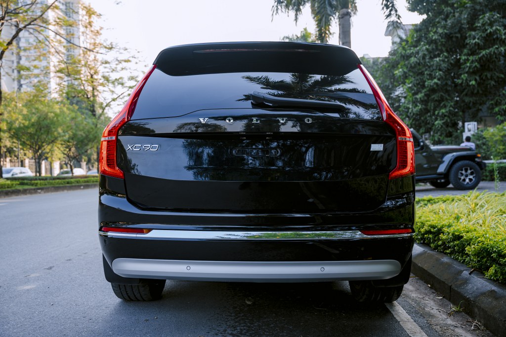 VOLVO XC90 T8 RECHARGE 2021 DEN 1