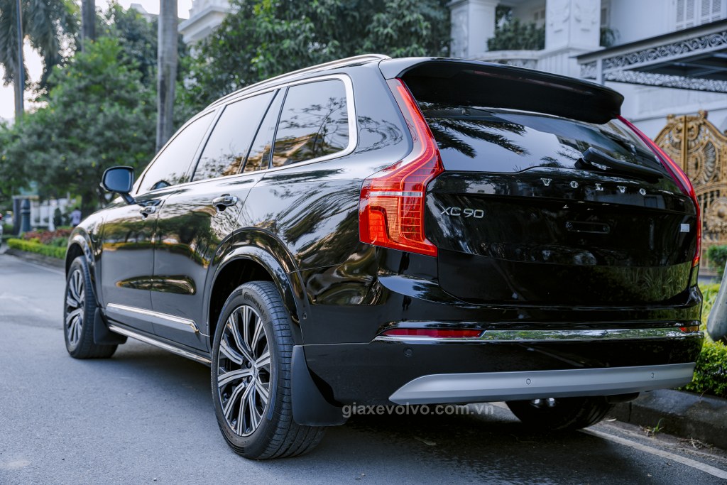 VOLVO XC90 T8 RECHARGE 2021 DEN 9