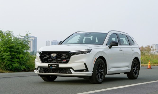 Honda CRV 2025: Giá lăn bánh, Thông tin Xe & Ưu đãi tháng 05/2025