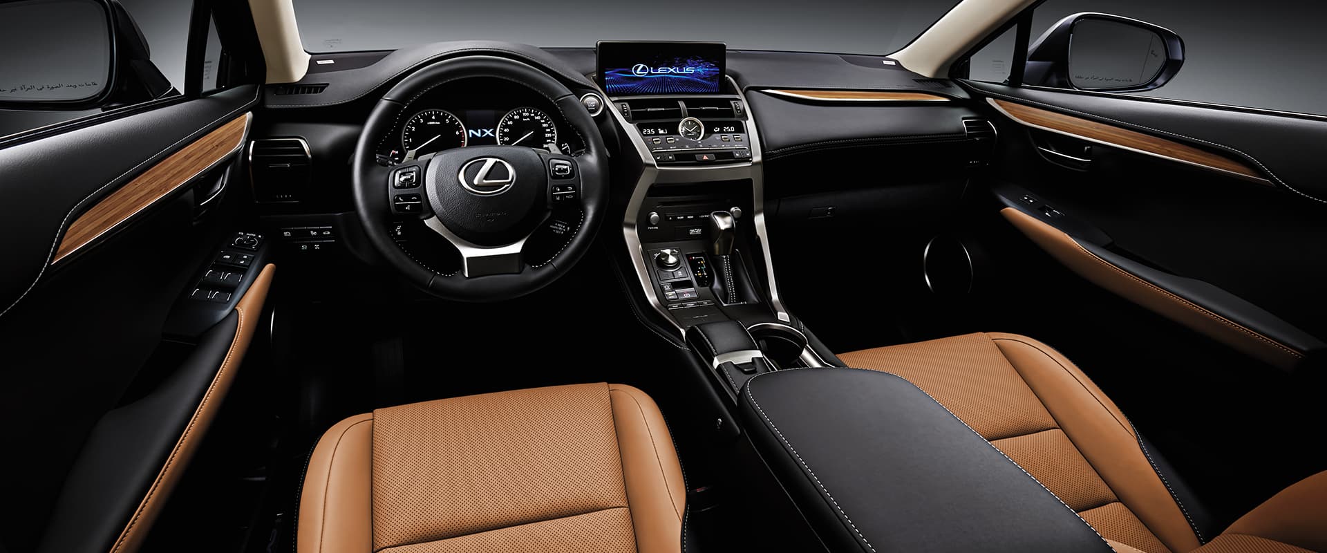 Lexus NX 300 2025: Giá xe & ưu đãi mới nhất 5/2025