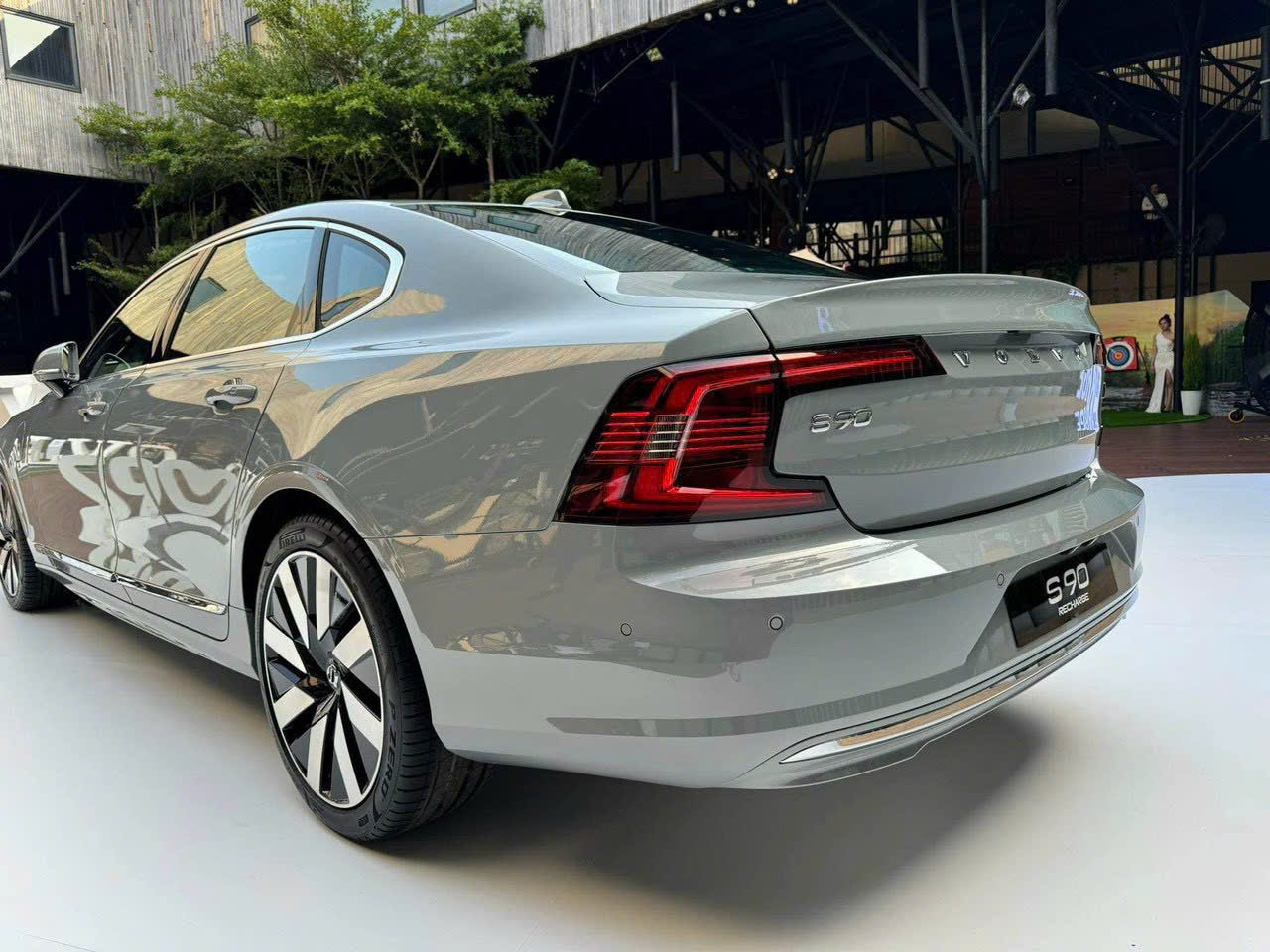 z6112907113320 59f7ac28de9ffdd6c6794e3e3219e2bf 2743017j31774