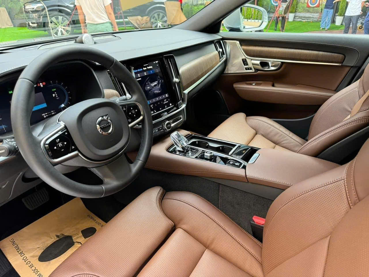 z6112913056579 ebd5c13bb56670621e7081bb5b69ca52 2743018j31774